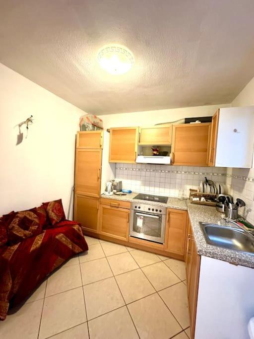 Apartment Your Friendly Host In