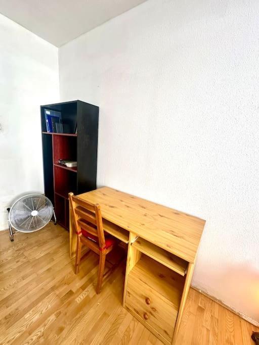 Apartment Your Friendly Host In *